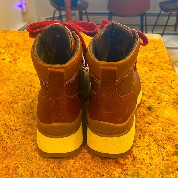 Bionica Whiskey Brown Leather Boots Women’s Size 7, EUC - Picture 2 of 6